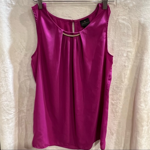 Ladies top - Picture 2 of 5